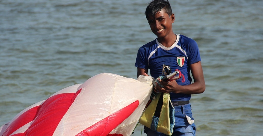 Kitesurfing sri Lanka