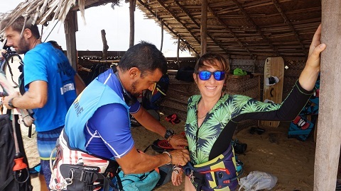 Kitesurfing wind conditions Kalpitiya Sri Lanka — kite season lagoon