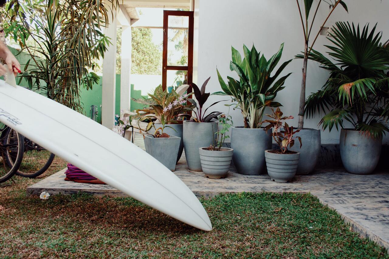 Stand up paddleboard SUP Kalpitiya lagoon Sri Lanka — flat water paddle surfing